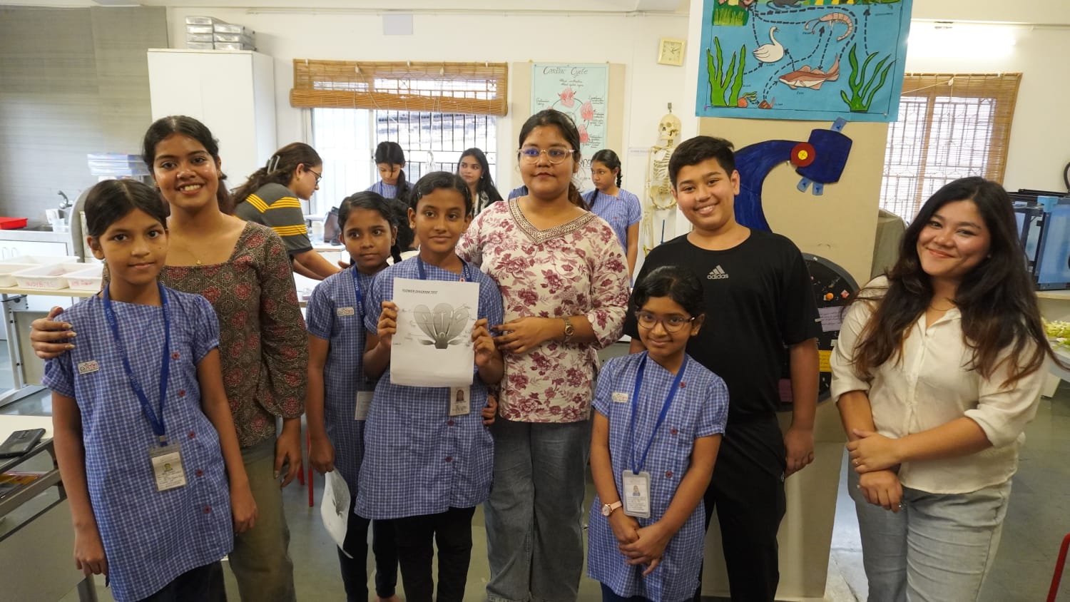 UniteEd volunteers and students